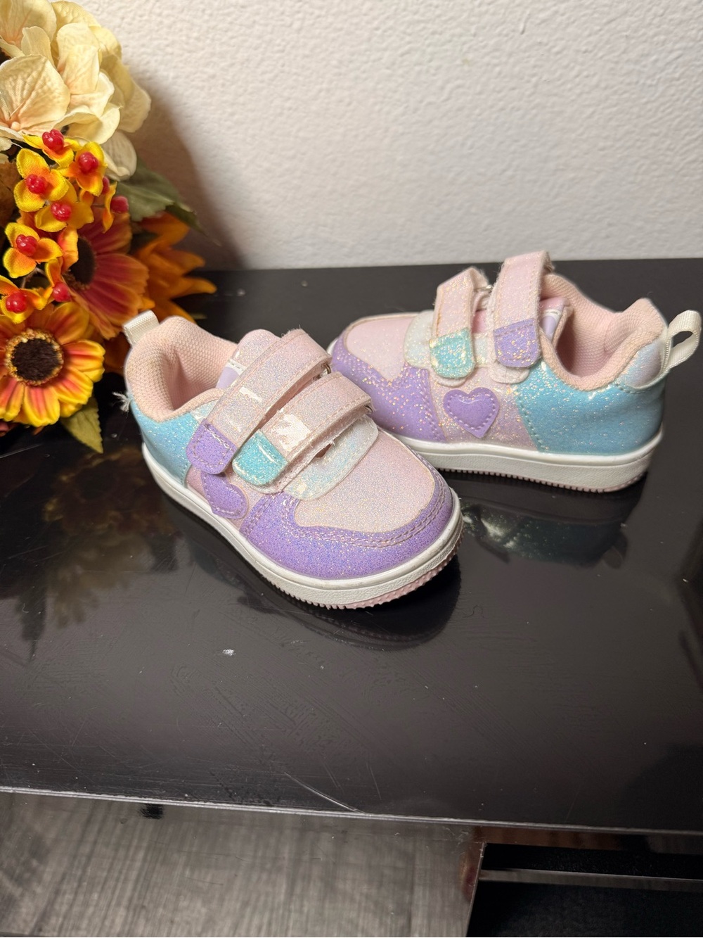 Girls' Pastel Glitter Heart Sneakers - Pink Purple Blue